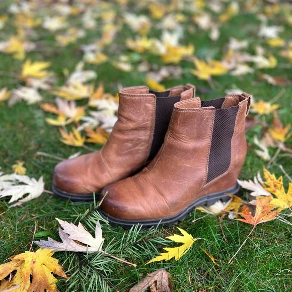 Sorel Shoes Sorel Joan Of Arctic Wedge Iii Chelsea Bootie Size